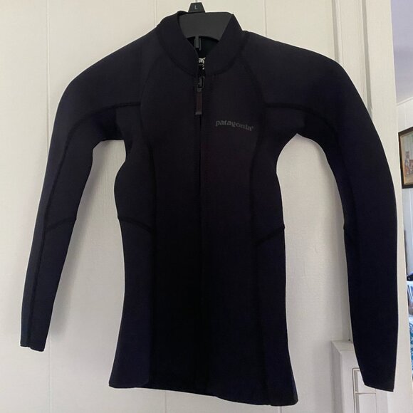 Like New Patagonia W's R1® Lite Yulex® Long-Sleeved Top Black Size 2 (XXS/XS) - Picture 1 of 3